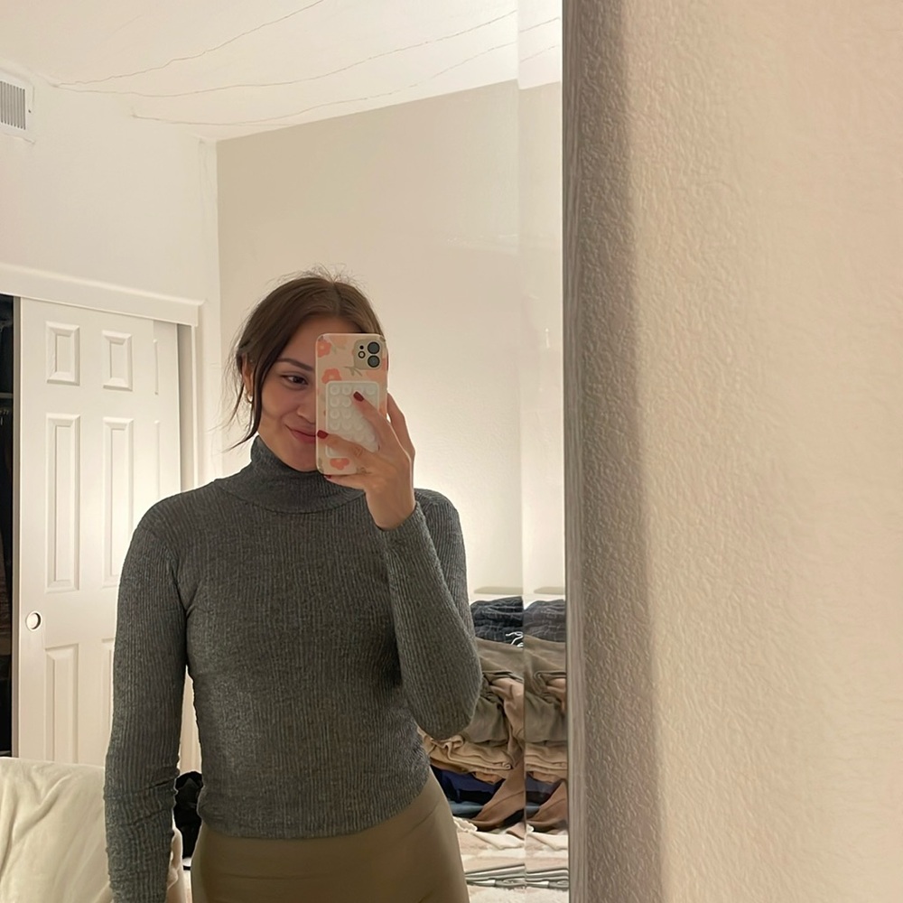Tillys Turtleneck